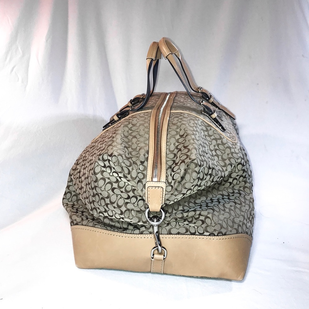 NEW Coach Canvas Classic Signature Voyager Duffle - Picture 2 of 5